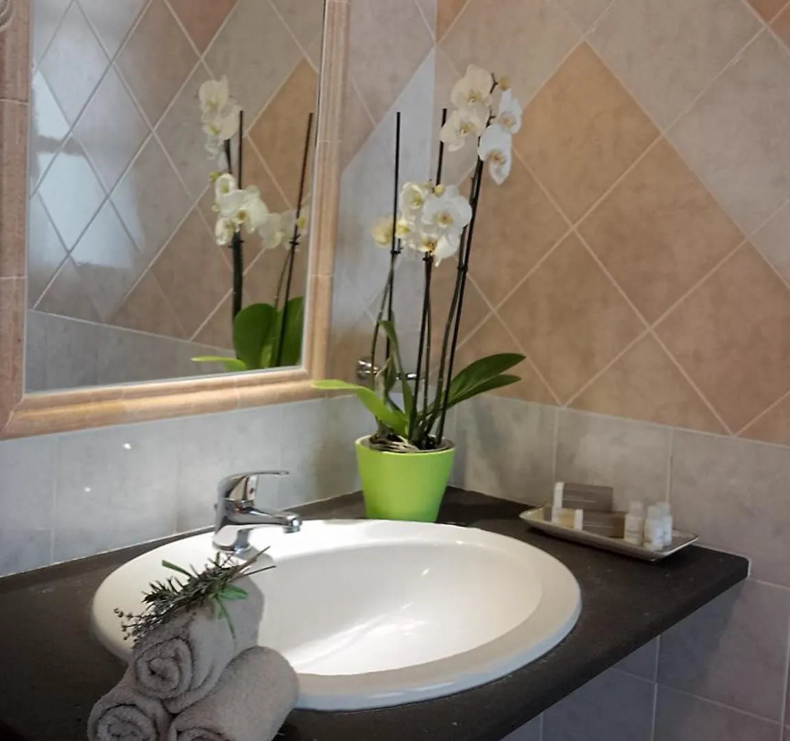 Cuccuruaio' B&B Siamaggiore