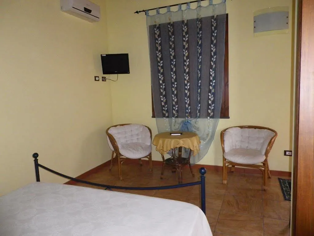 Cuccuruaio' B&B Siamaggiore 0*,  Italia